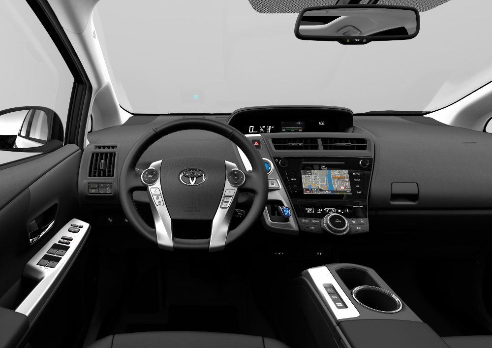 Toyota Prius Plus 2015
