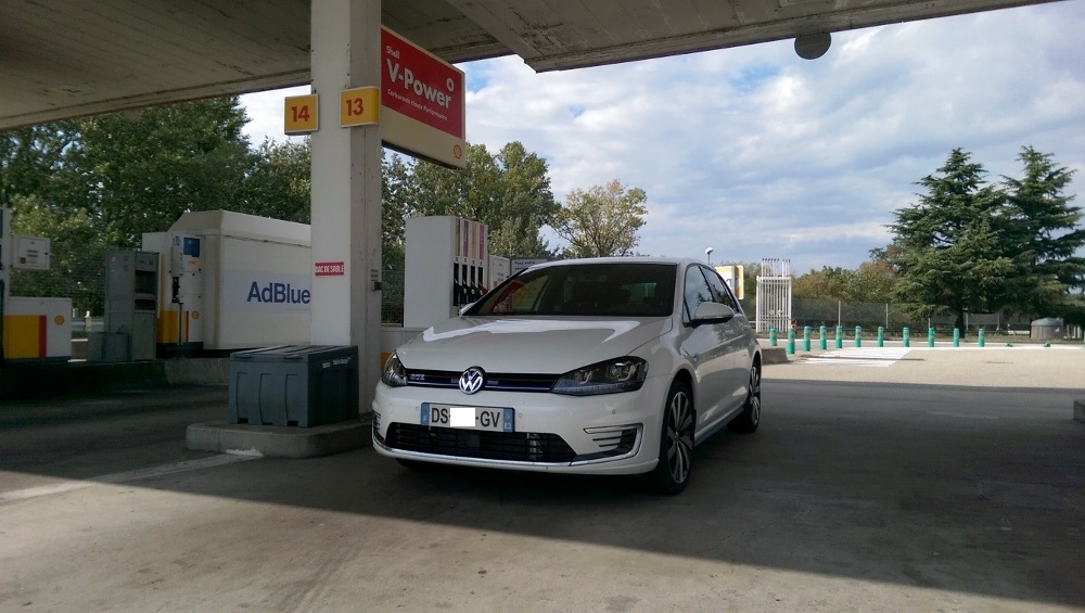 Consommation <a href='/actualites/tag/volkswagen-golf-gte'>Volkswagen Golf GTE</a> hybride