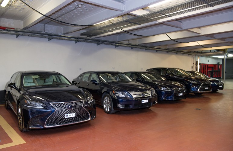 Le Rocher de Monaco dispose d'une flotte complète de Lexus et Toyota à motorisation hybride
