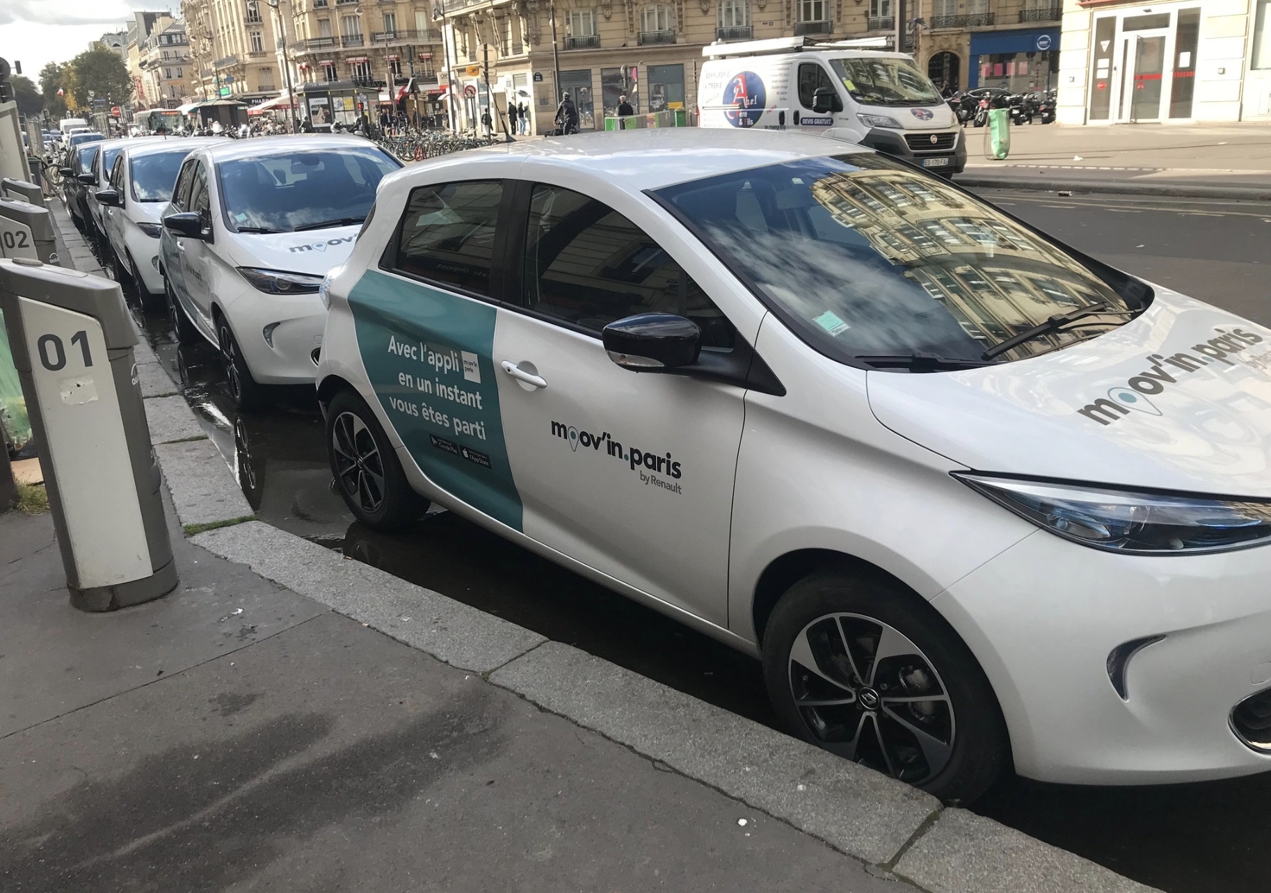 Autopartage électrique moov'in Paris