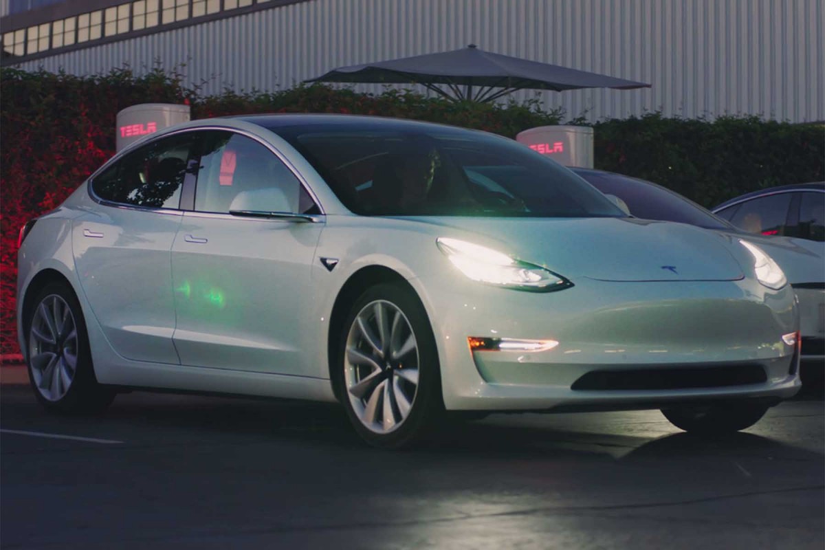 Production Tesla Model 3 électrique