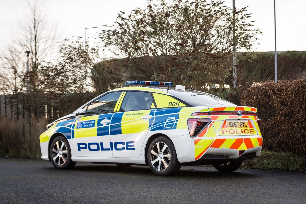 11 Toyota Mirai investissent la flotte de la police de Londres